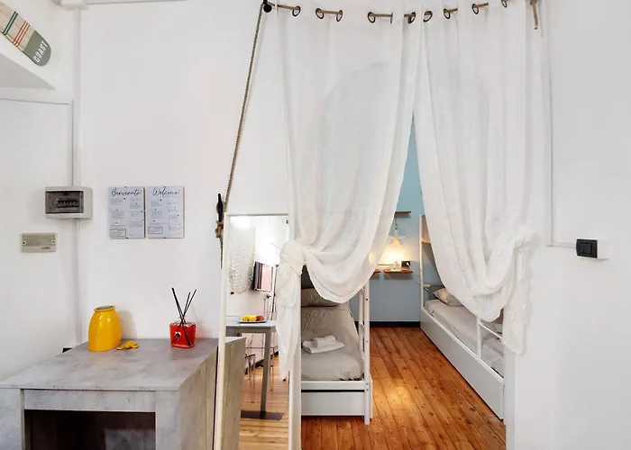 Baia Del Silenzio 东塞斯特里