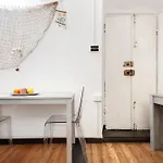 Baia Del Silenzio Apartment