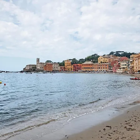 Baia Del Silenzio Апартаменты Сестри-Леванте
